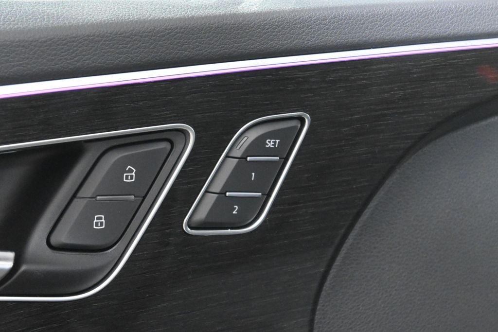 Thumbnail: 2026 Audi Q7 - 24