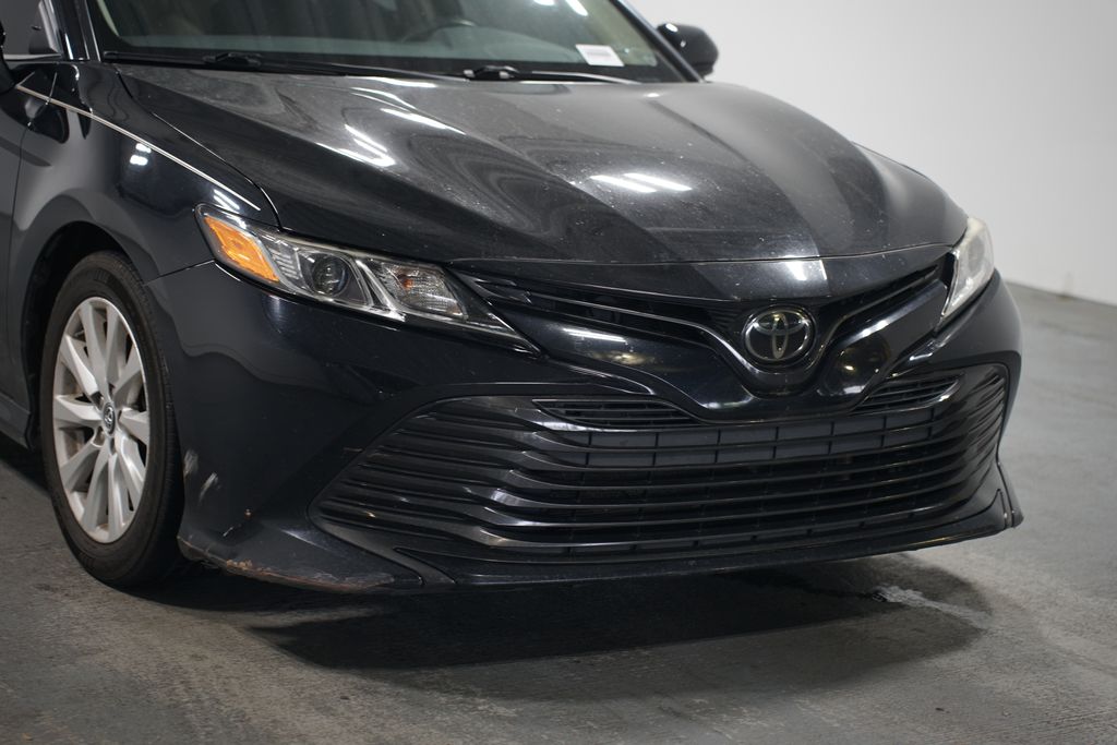 2019 Toyota Camry L 4