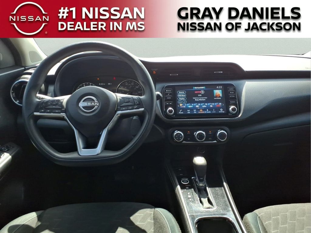Used 2024 Nissan Kicks SUV