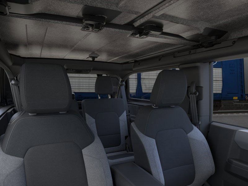 2025 Ford Bronco photo