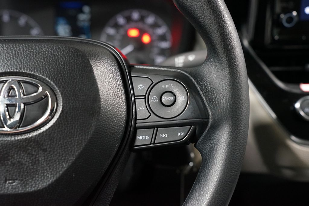 Thumbnail: 2025 Toyota Corolla - 13