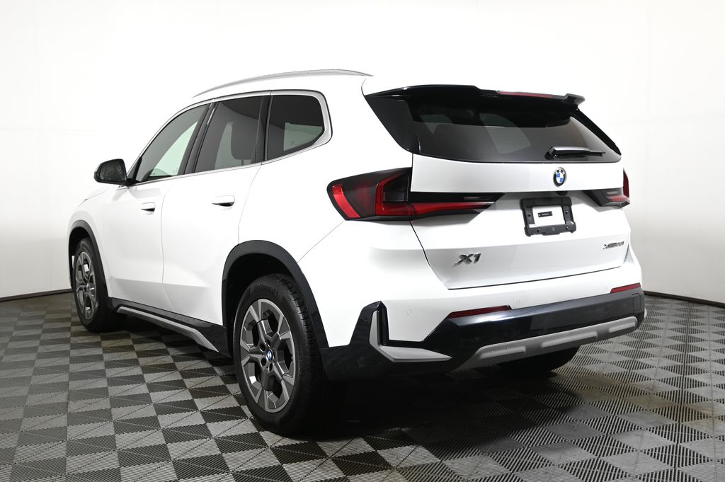 Thumbnail: 2023 BMW X1 - 5