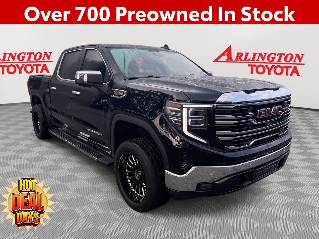 2023 GMC Sierra 4WD Crew Cab Short Box SLT's photo