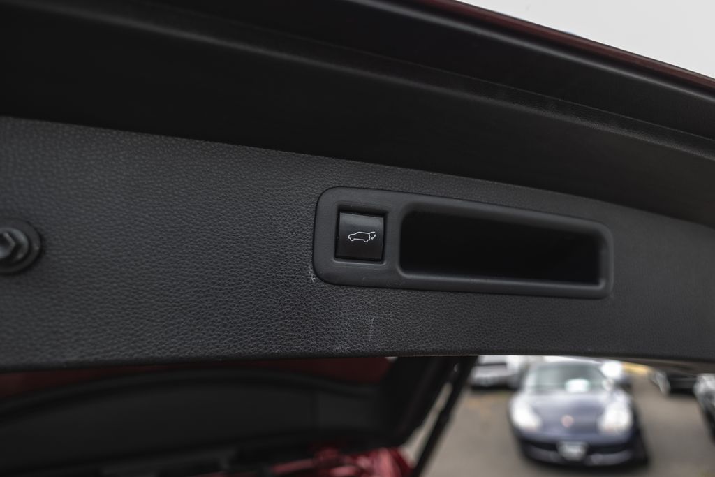 2021 Toyota Highlander XSE thumbnail 35