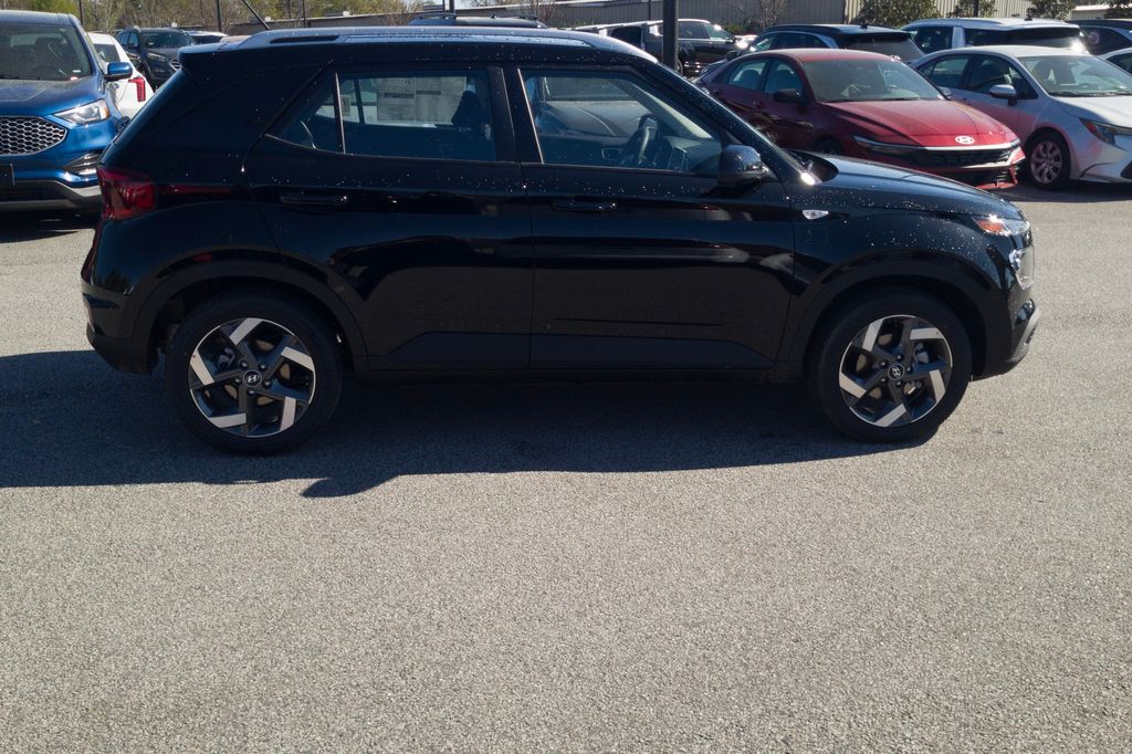 New 2026 Black Hyundai SEL image 4