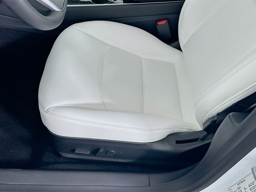 2020 Tesla Model 3 Standard Range 18