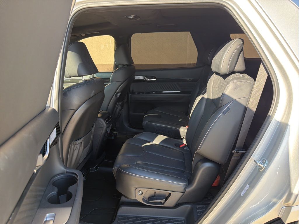 Thumbnail: 2024 Hyundai Palisade - 17