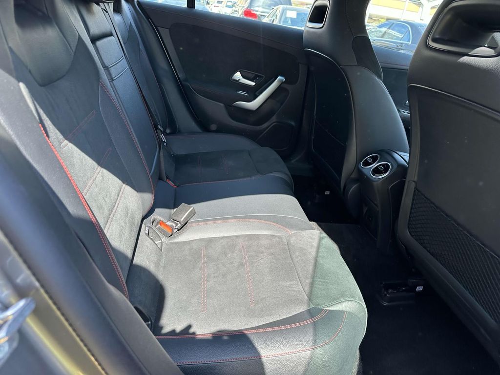 2023 Mercedes-Benz CLA 250 22