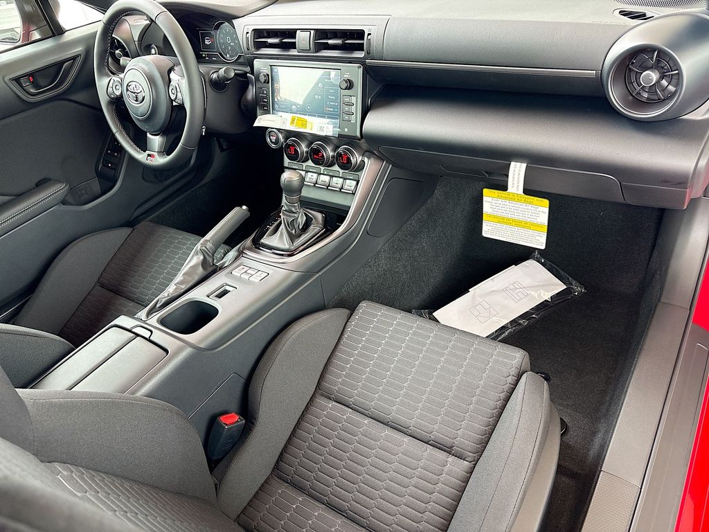 Thumbnail: 2026 Toyota GR86 - 17