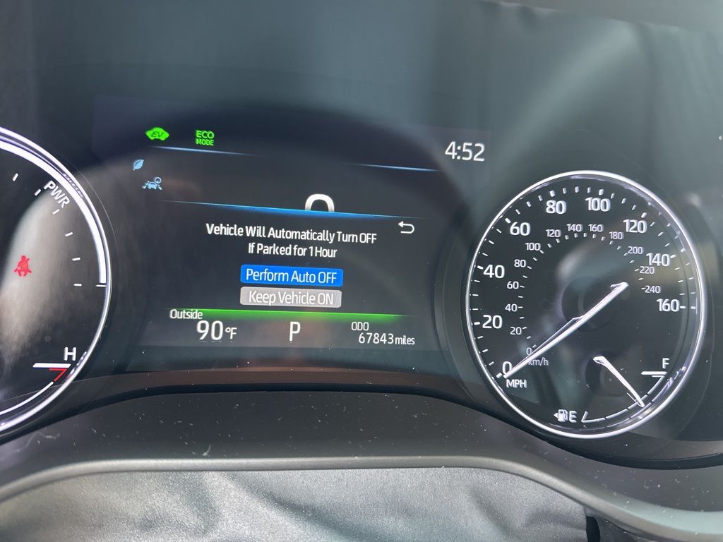 Thumbnail: 2022 Toyota Sienna - 3