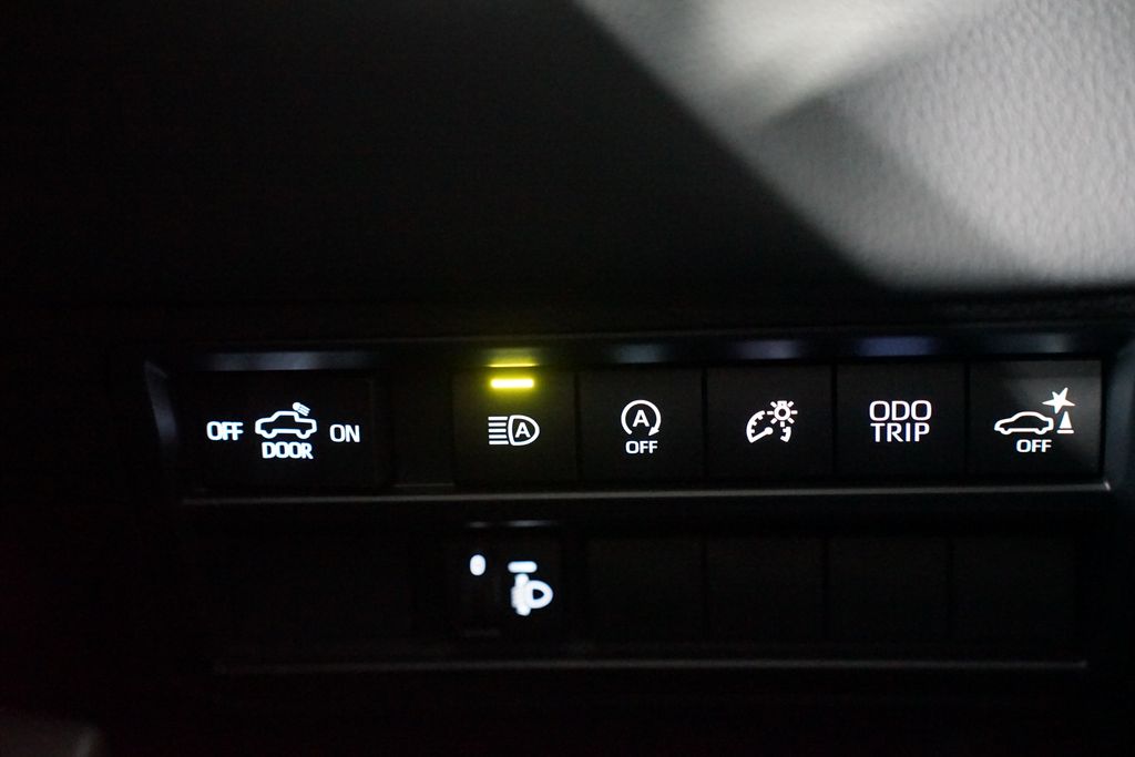 2025 Toyota Tundra  27