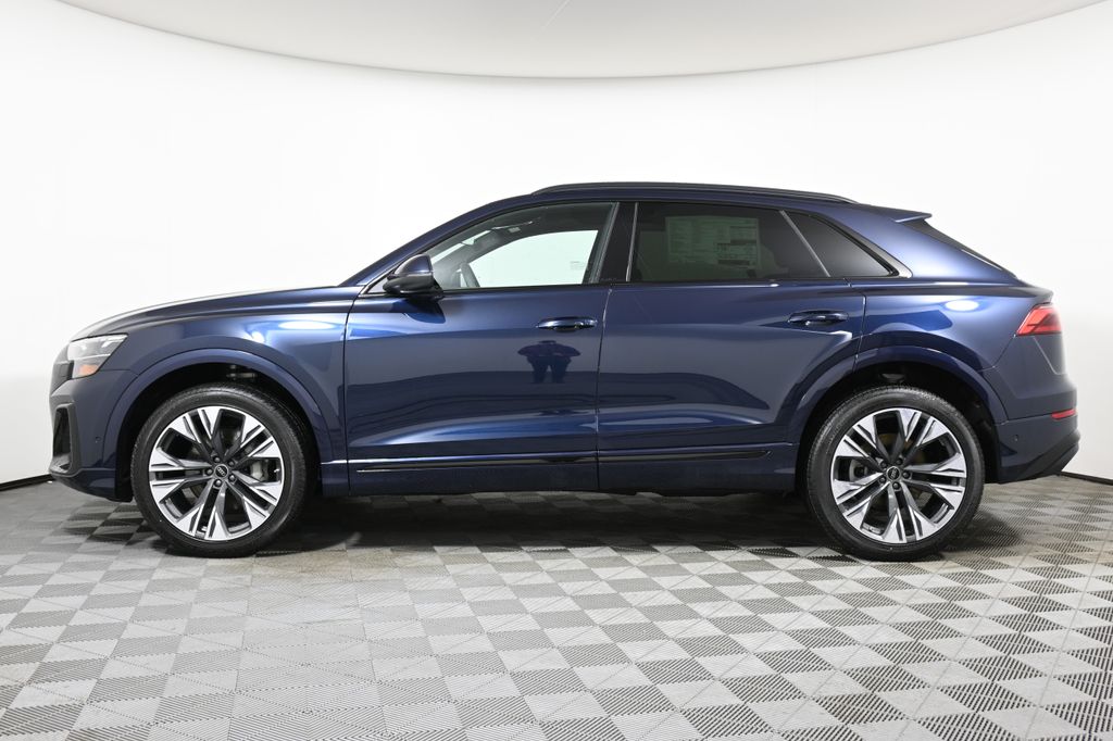 2025 Audi Q8  2