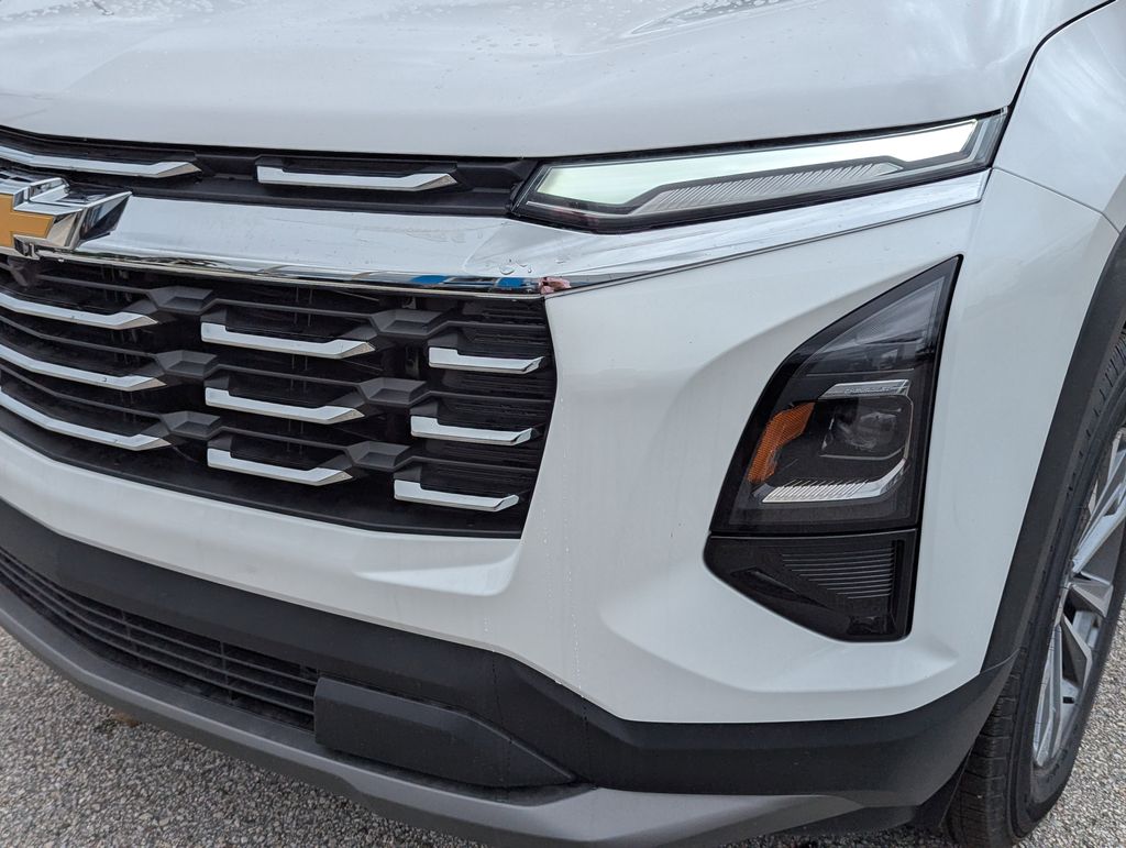 new 2026 Chevrolet Equinox car, priced at $27,995