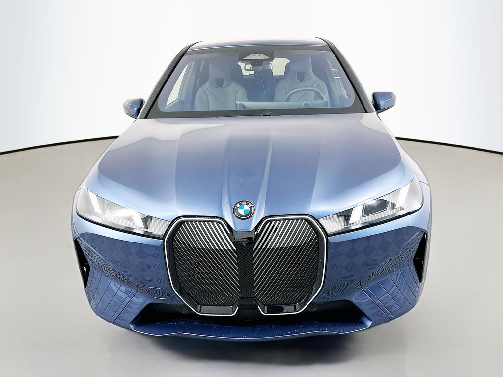 Thumbnail: 2026 BMW iX - 2