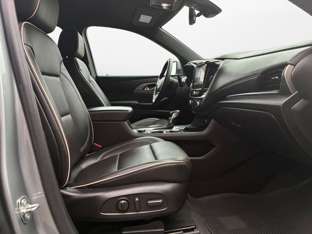 Used Car 2023 Chevrolet Traverse  Premier For Sale Under $35,000 In Austin, Texas