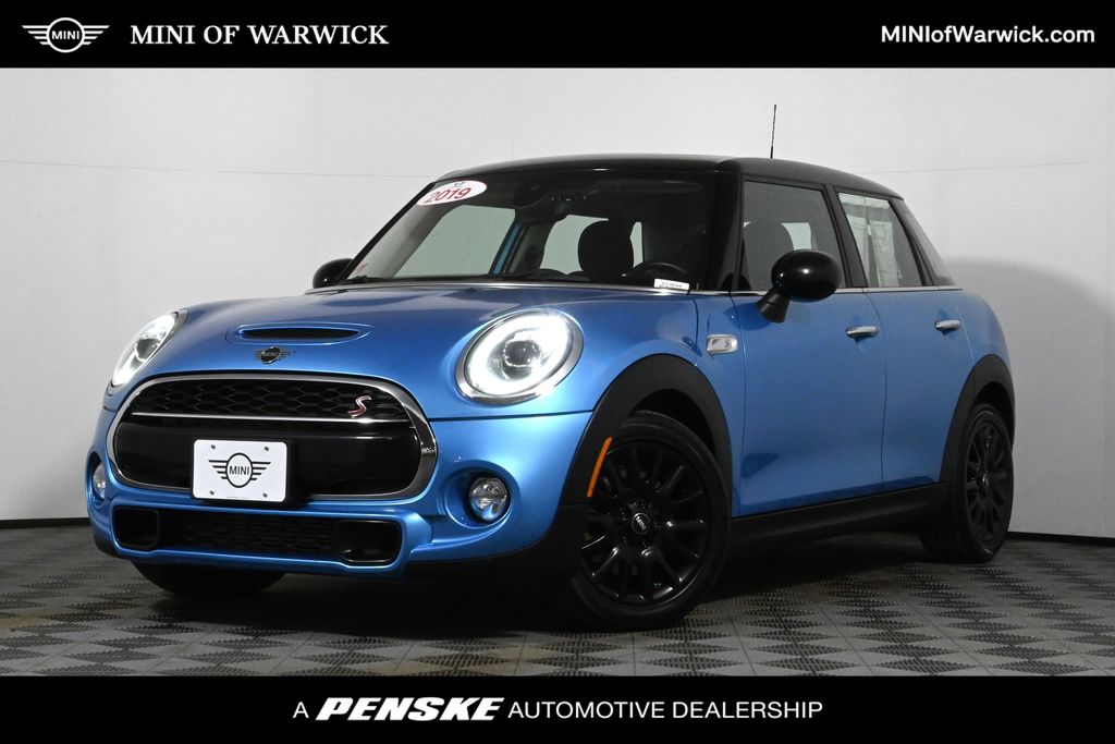 2019 MINI Cooper S -
                Warwick, RI