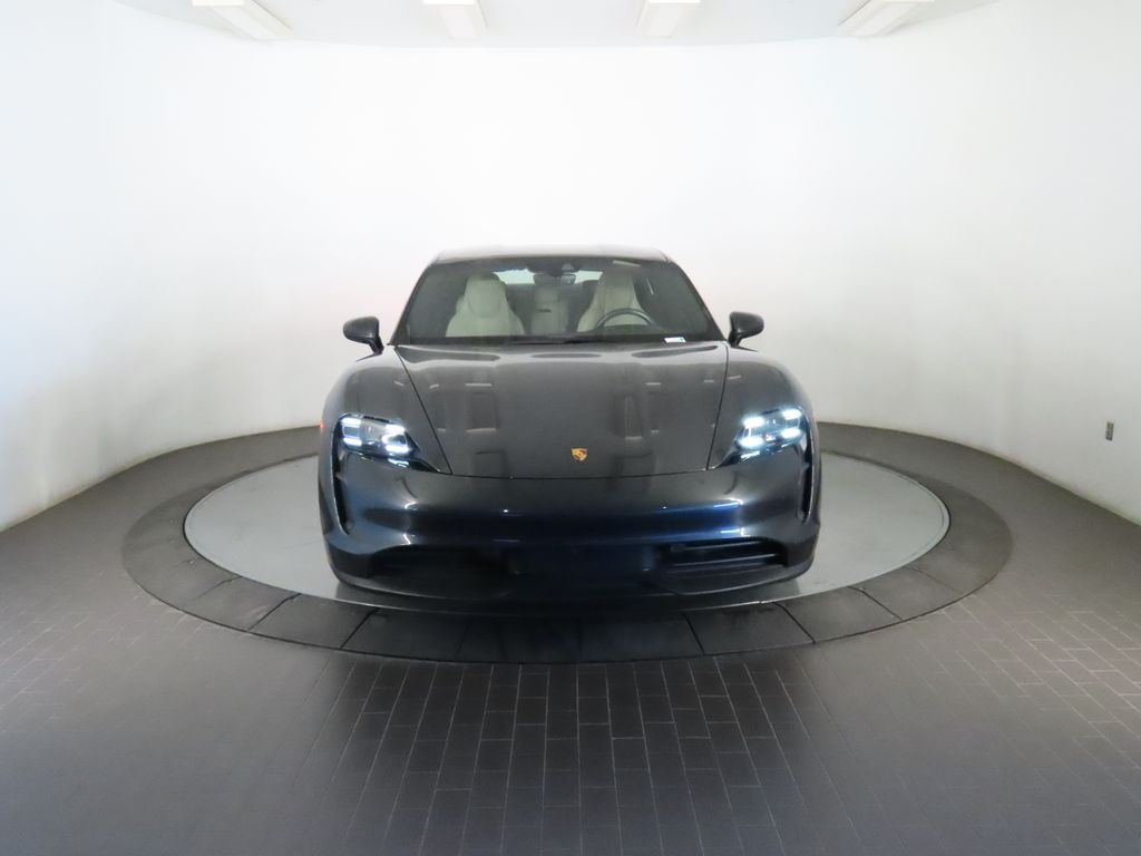 Thumbnail: 2024 Porsche Taycan - 10