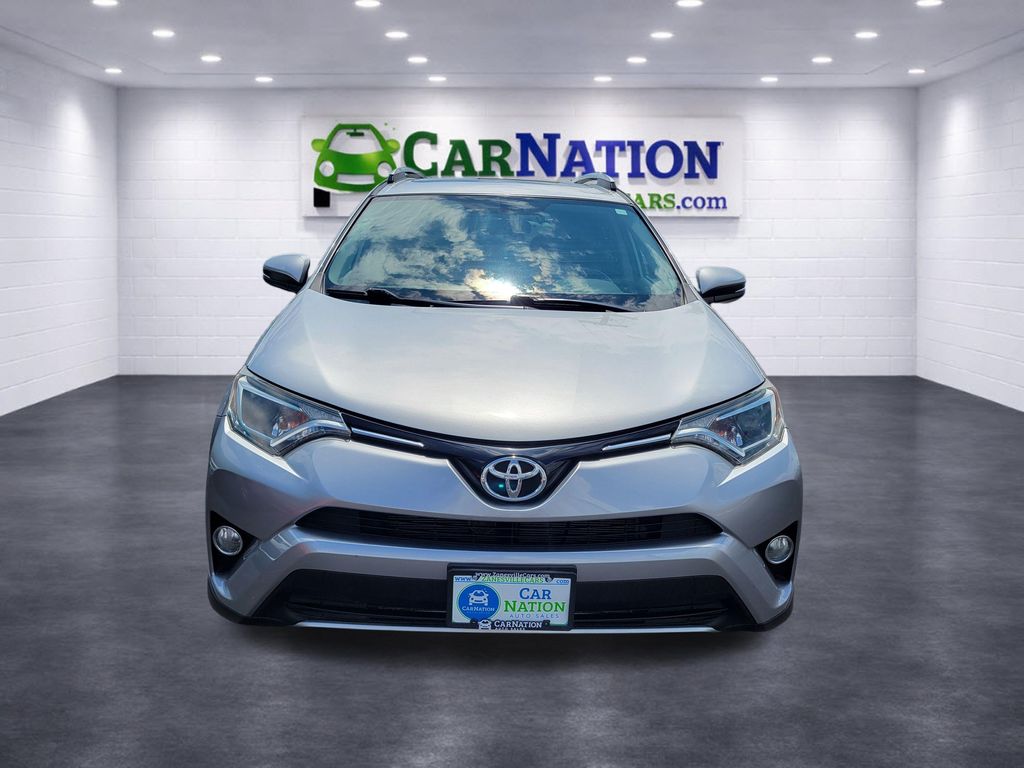 Photo 2 of 2016 Toyota RAV4 XLE