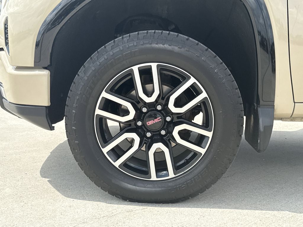 2022 GMC Sierra 1500 AT4 - 8