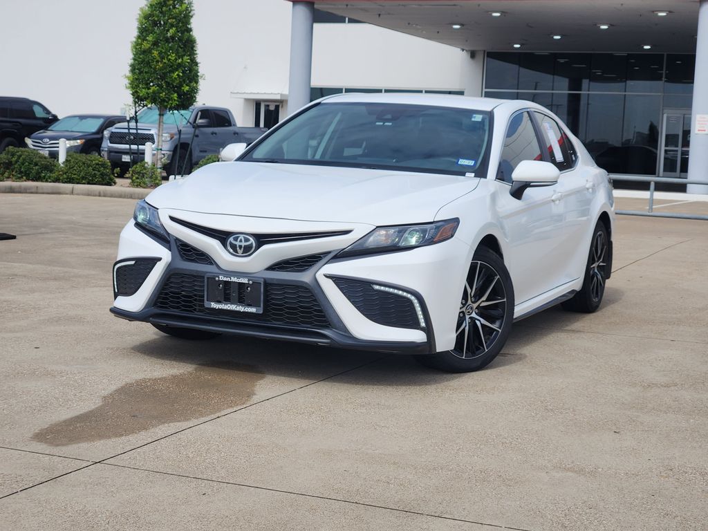Ice 2024 Toyota Camry SE FWD Sedan Front-Wheel Drive 8-Speed Automatic