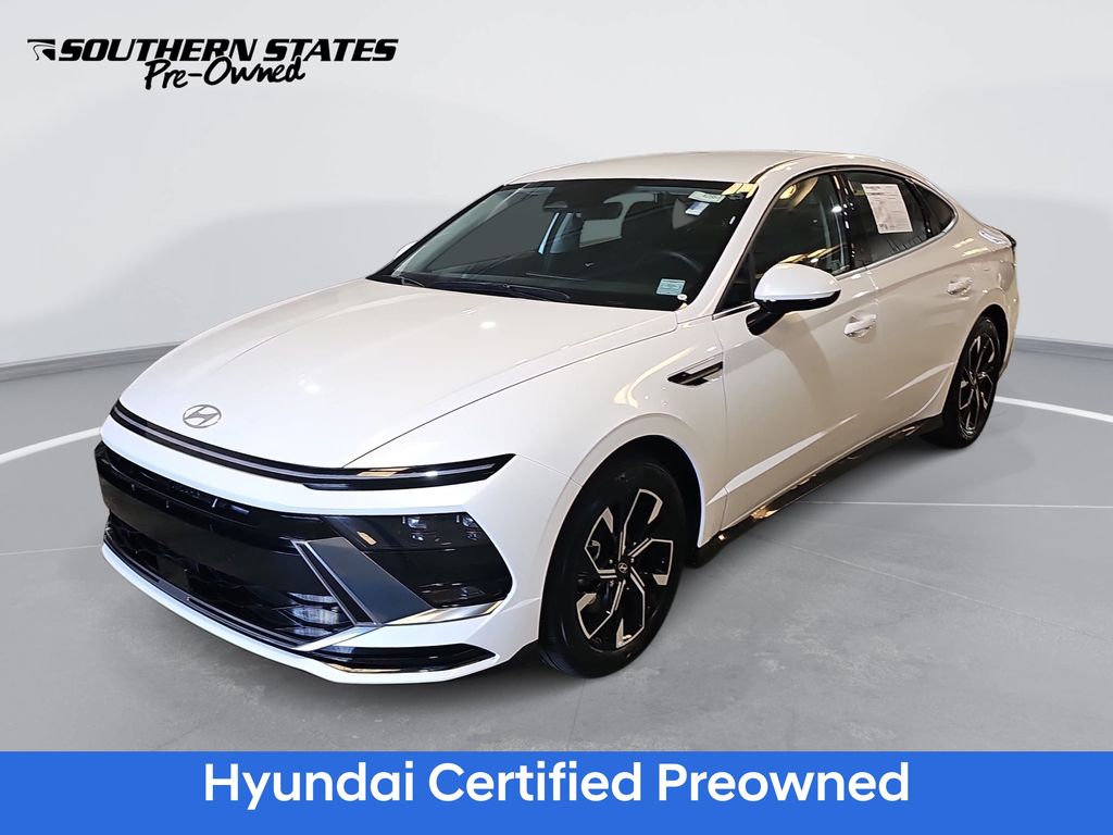 Serenity White 2025 Hyundai Sonata Sedan Front-Wheel Drive 8-Speed Automatic