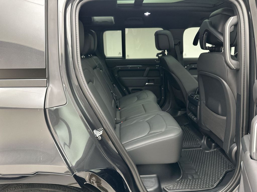 Thumbnail: 2026 Land Rover Defender - 7
