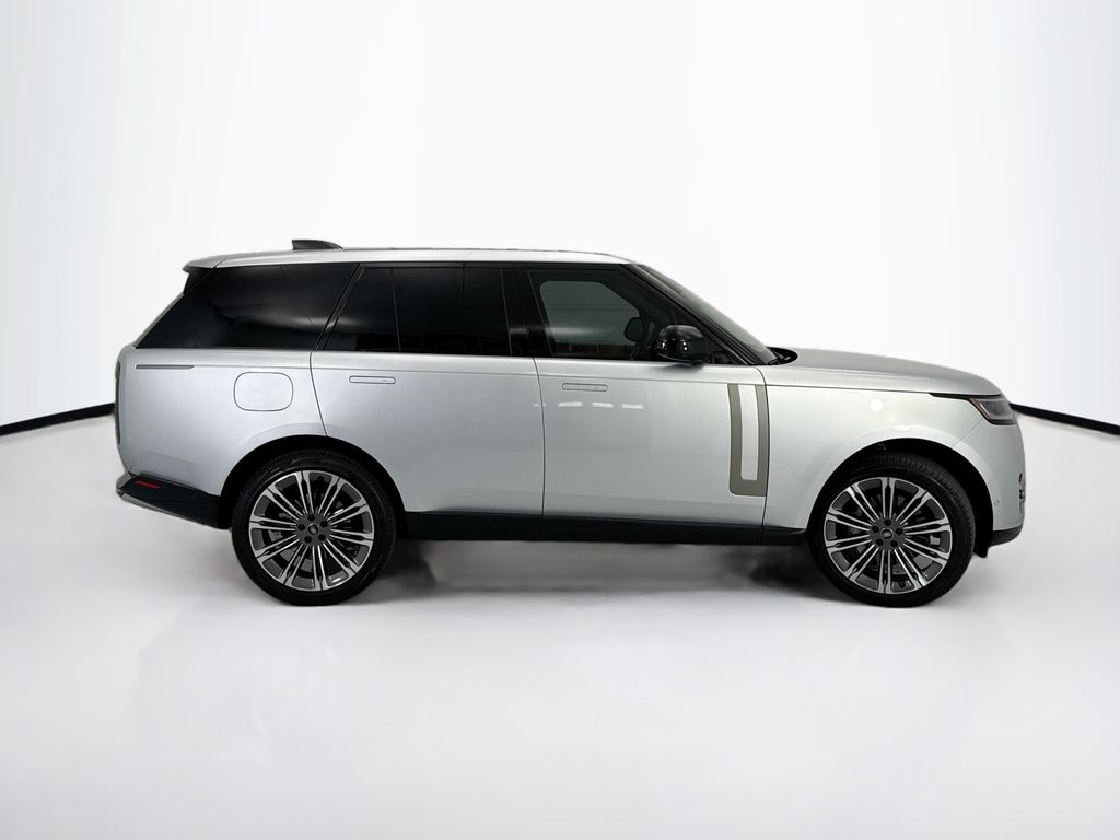 Thumbnail: 2024 Land Rover Range Rover - 4