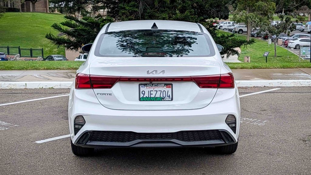 Used 2024 Kia Forte LXS 4D Sedan