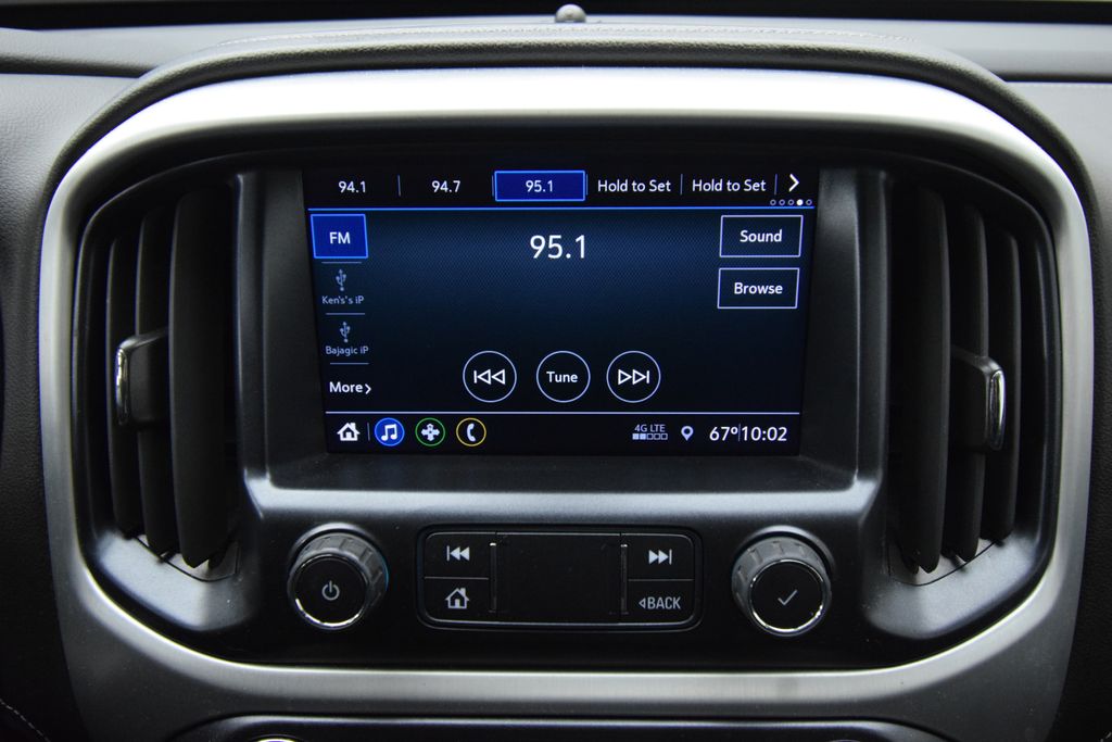 used 2022 GMC Canyon car, priced at $27,095
