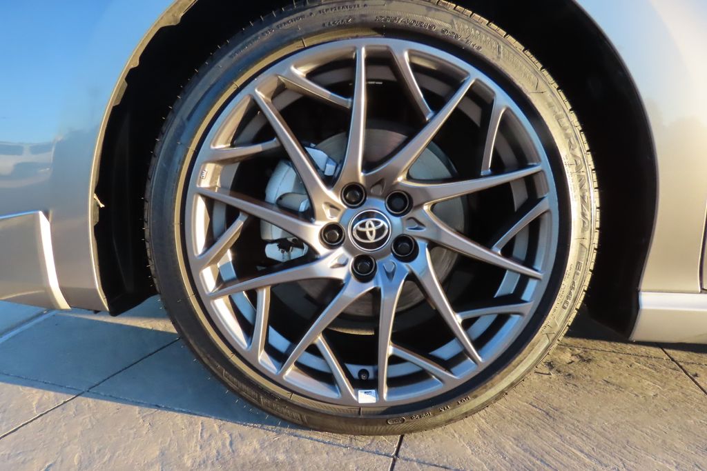 Thumbnail: 2025 Toyota Camry - 29