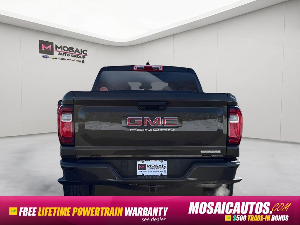 2023 GMC Canyon