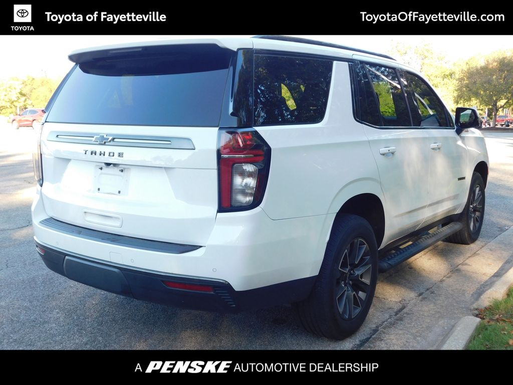 Thumbnail: 2022 Chevrolet Tahoe - 4