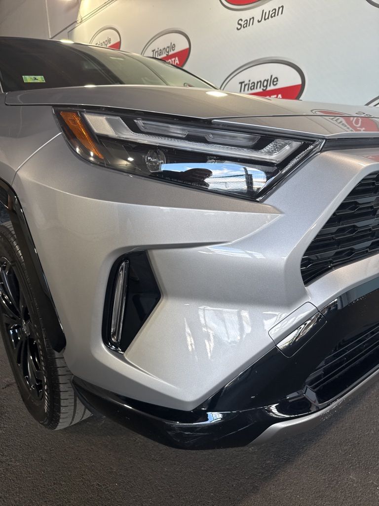 Thumbnail: 2023 Toyota RAV4 - 13