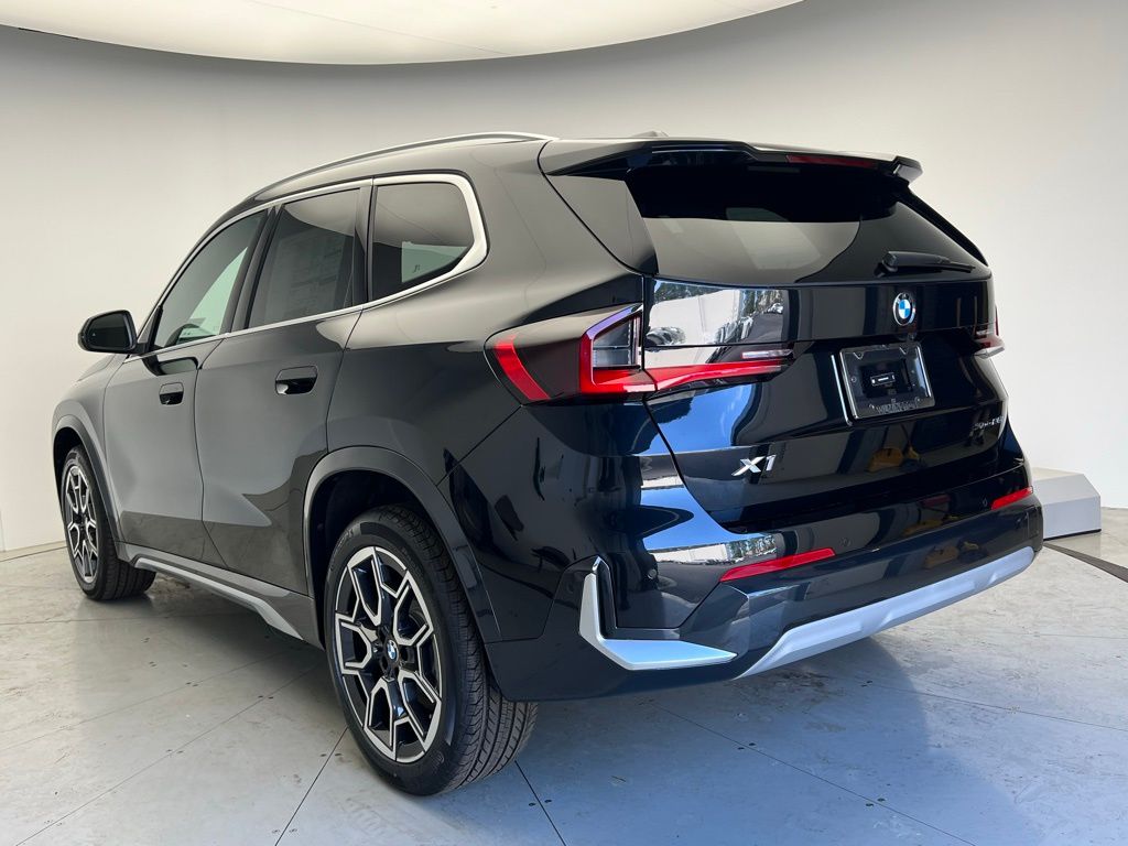 Thumbnail: 2026 BMW X1 - 4