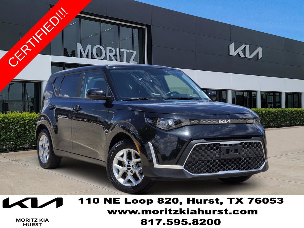Black 2025 Kia Soul SUV / Crossover Front-Wheel Drive Continuously Variable Transmission