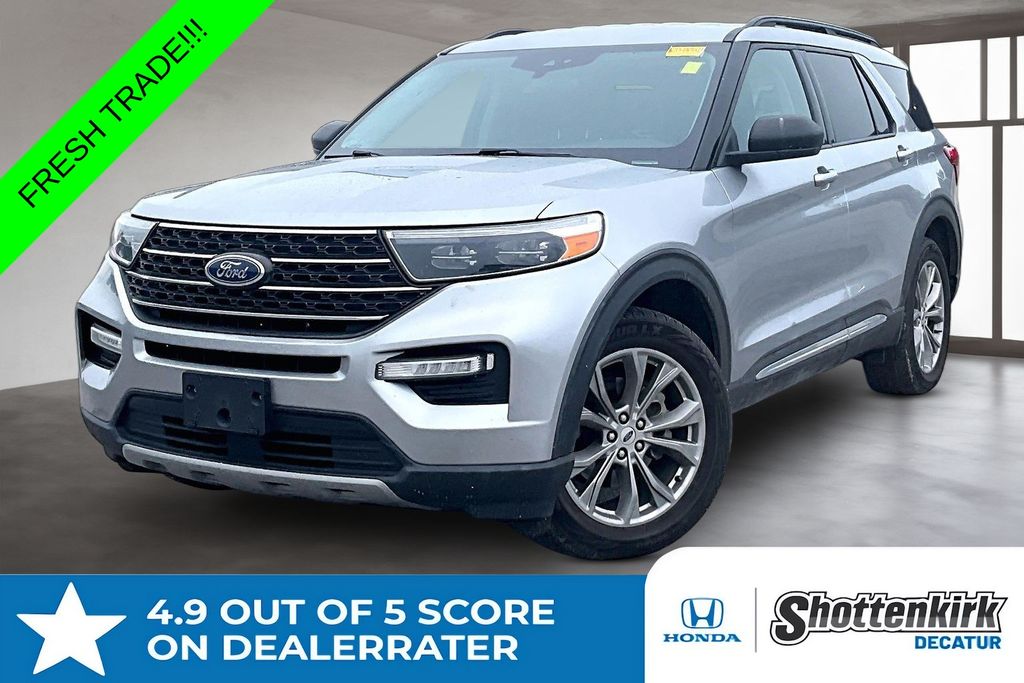 2022 Ford Explorer XLT 4WD's photo