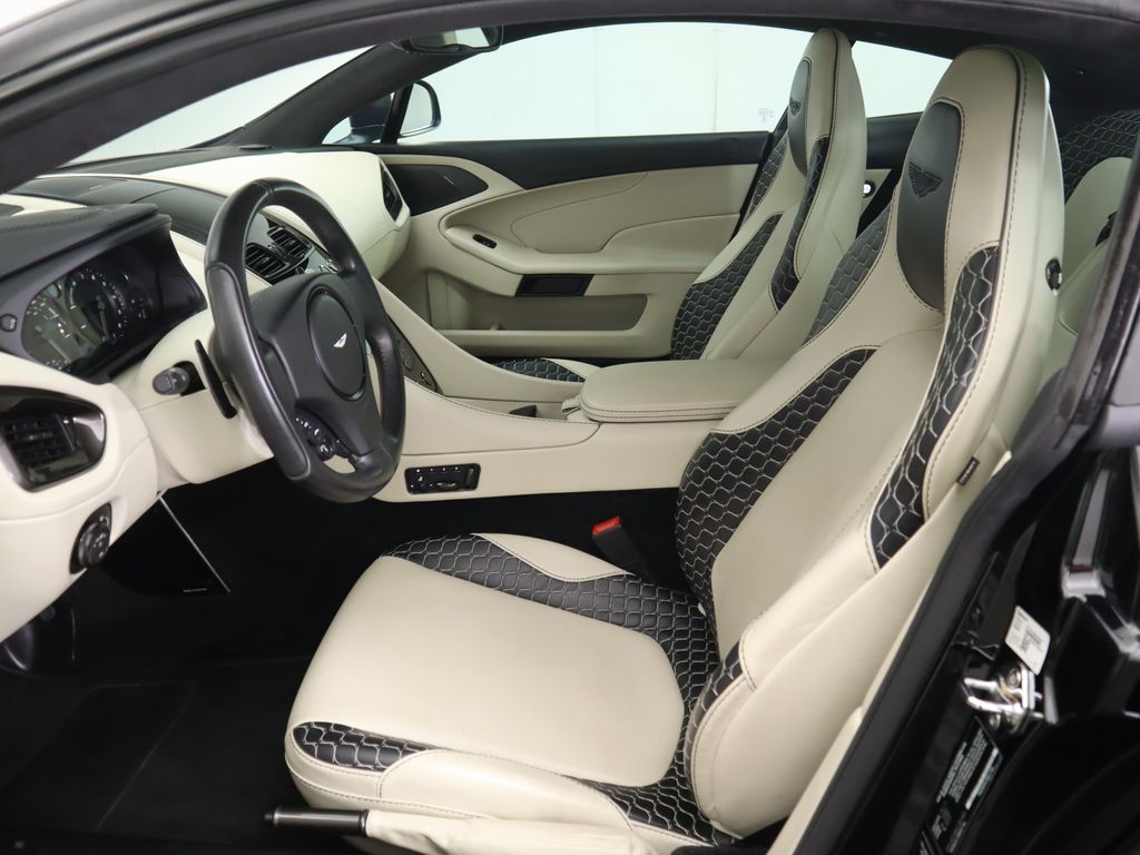 Thumbnail: 2015 Aston Martin Vanquish - 20