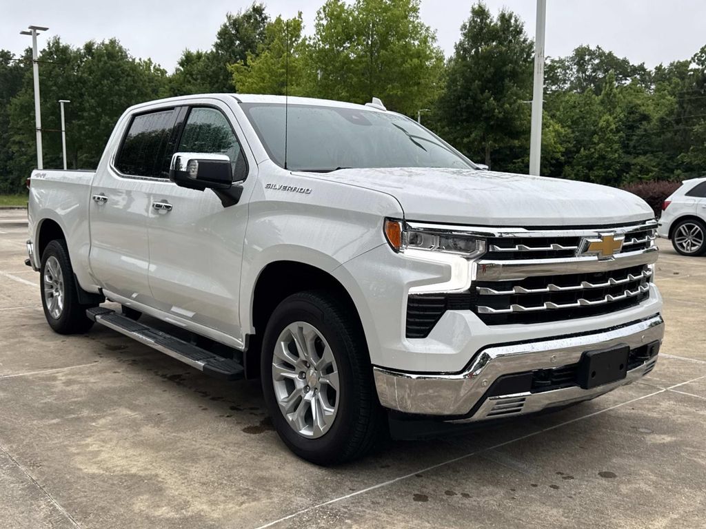 2025 Chevrolet Silverado 1500 LTZ