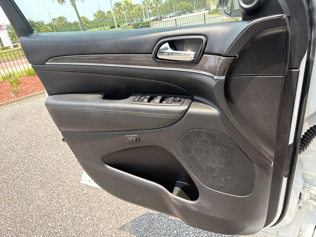 Used 2020 Jeep Grand Cherokee SUV