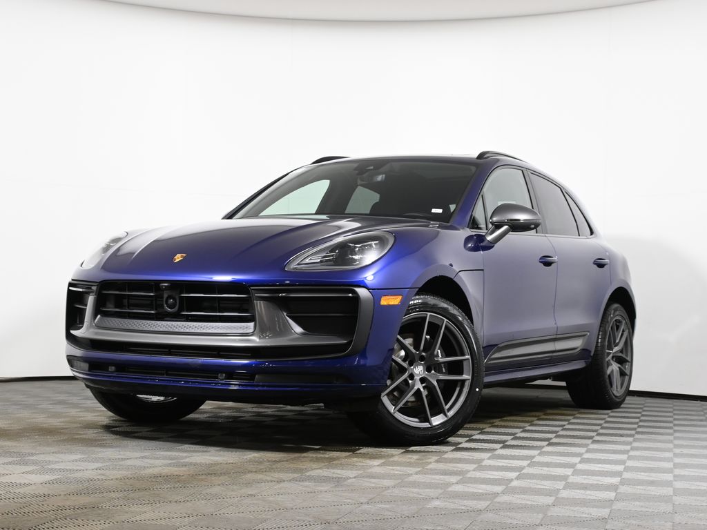 Thumbnail: 2026 Porsche Macan - 1