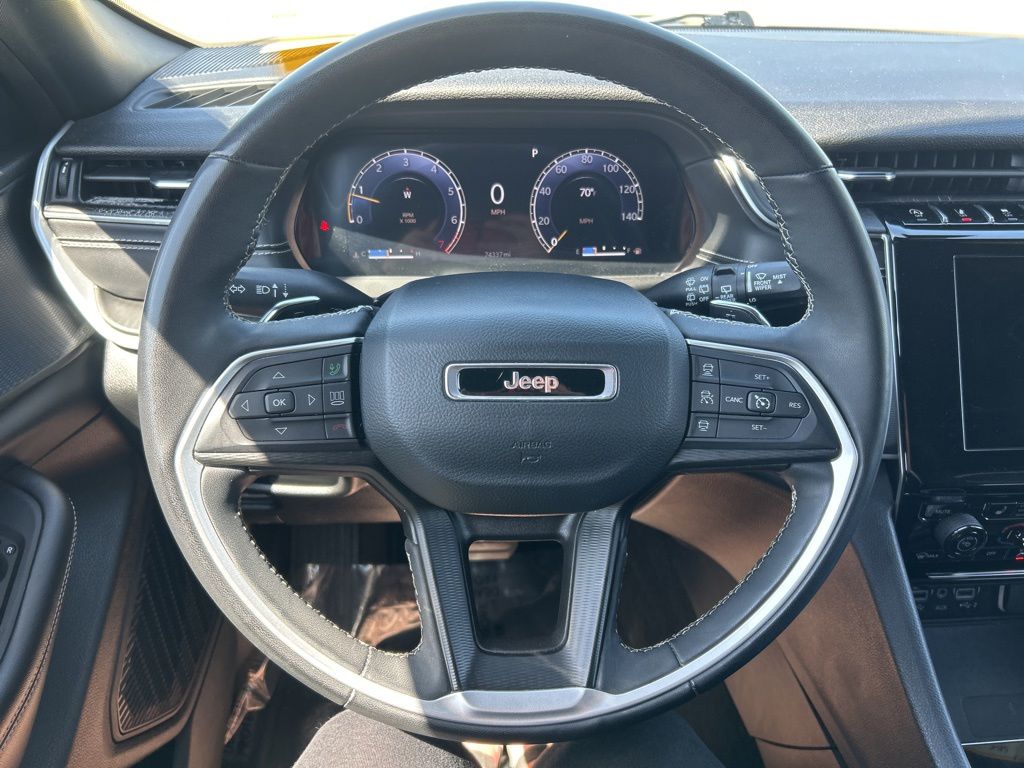 Used 2023 Jeep Grand Cherokee SUV