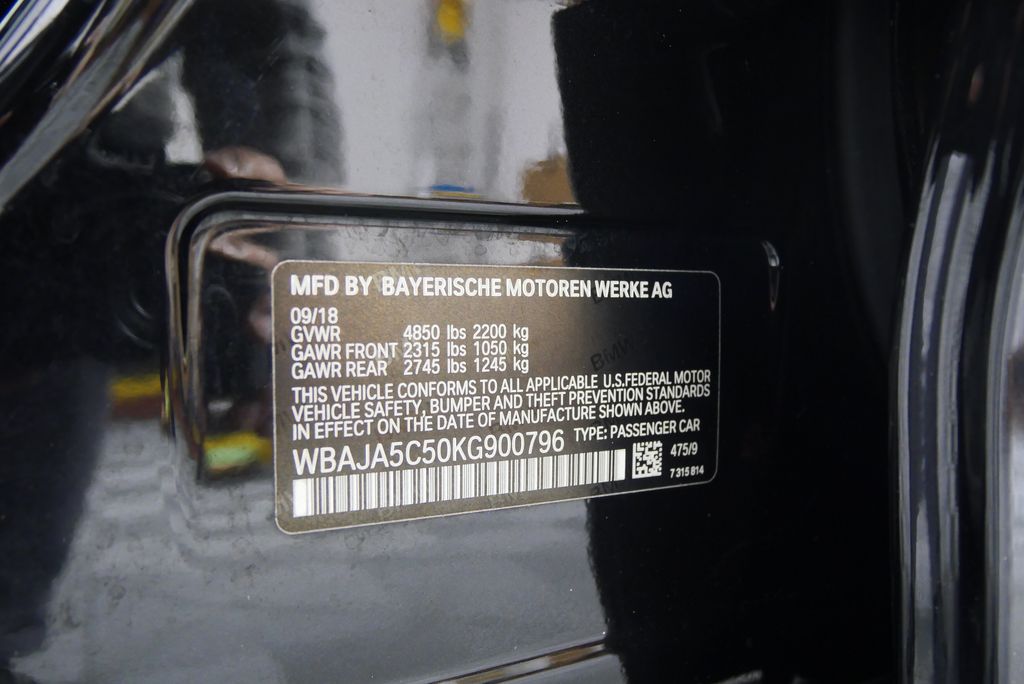 2019 BMW 5 Series 530i 31