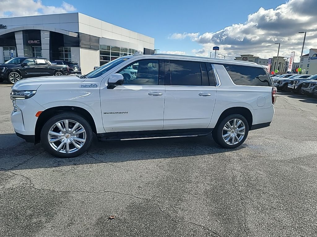 2022 Chevrolet Suburban High Country 4