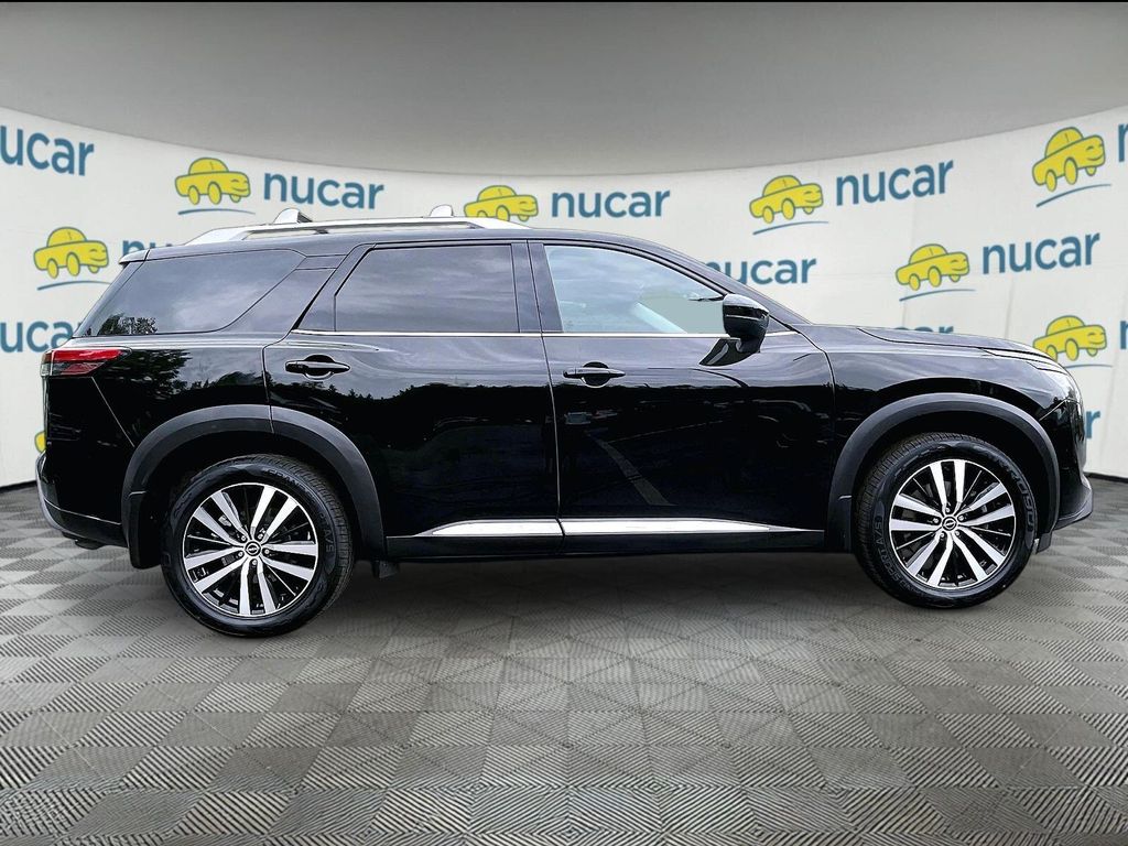 2023 Nissan Pathfinder — photo 10