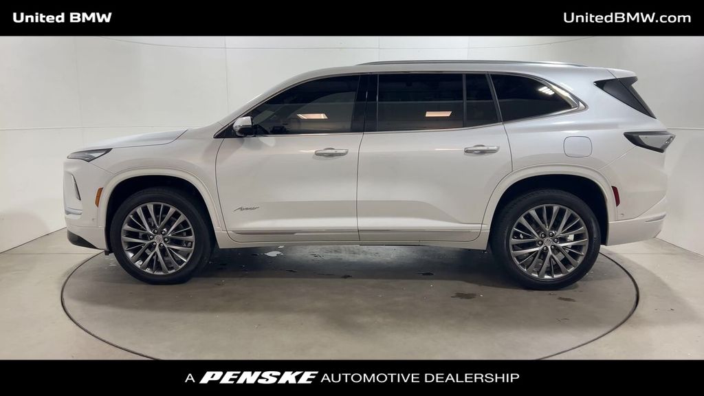 2025 Buick Enclave Avenir 5