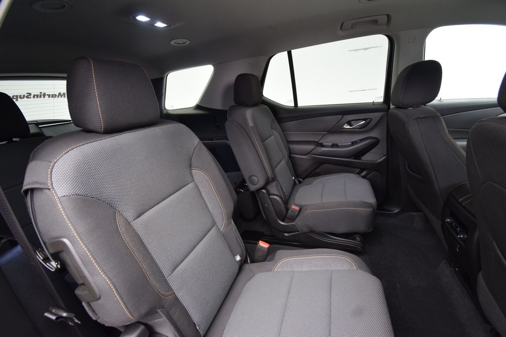 used 2020 Chevrolet Traverse car, priced at $20,000