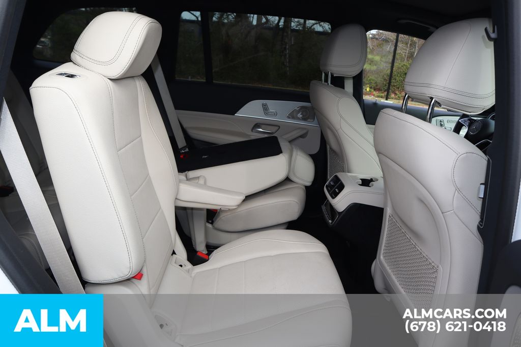 Used 2025 White Mercedes-Benz GLS 450 image 28