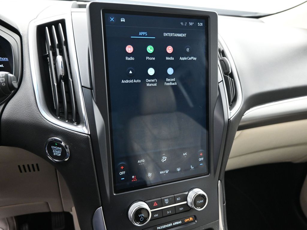 2022 Ford Edge Titanium