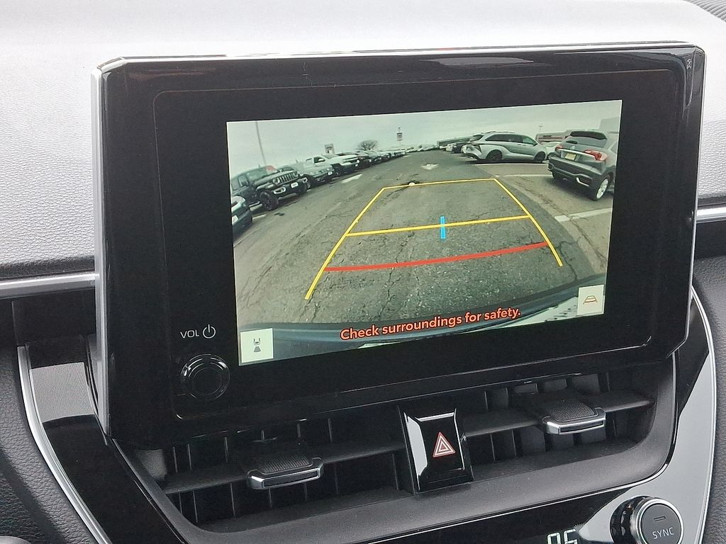 Thumbnail: 2023 Toyota Corolla Cross - 19