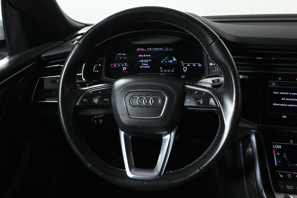 Thumbnail: 2022 Audi Q8 - 18